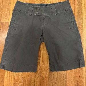 The North Face Charcoal Grey Bermuda Short | Size 4 | Cotton w/Elastane